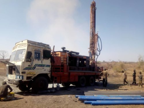 Siamukoma-borehole-500×375